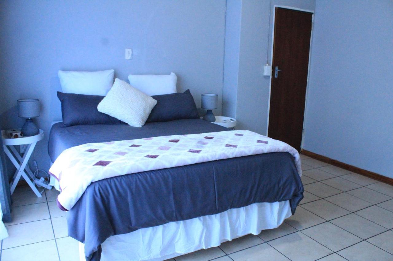 Meyiwa Guest Palace Newcastle Kültér fotó